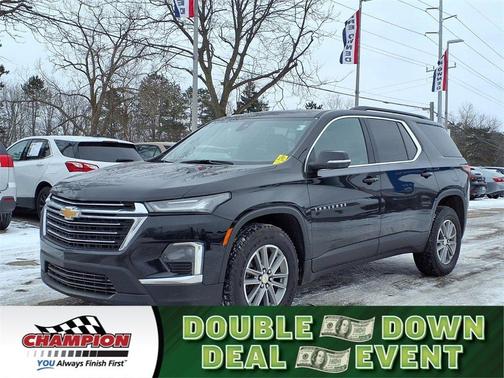2023 Chevrolet Traverse LT Cloth