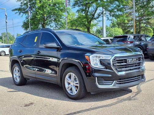 Ebony Twilight Metallic 2024 GMC Terrain SLE