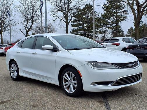 Bright White Clearcoat 2015 Chrysler 200 Limited