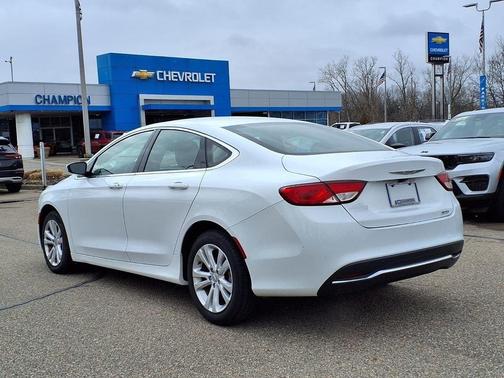 Bright White Clearcoat 2015 Chrysler 200 Limited