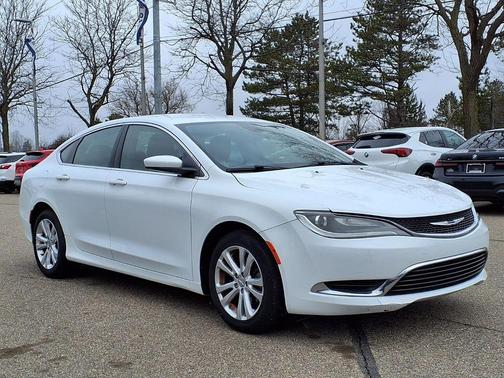 Bright White Clearcoat 2015 Chrysler 200 Limited