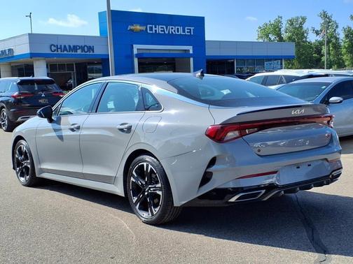 2022 Kia K5 GT-Line
