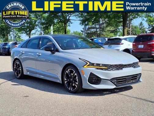 2022 Kia K5 GT-Line