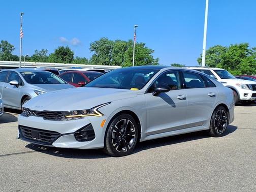 2022 Kia K5 GT-Line