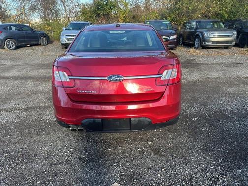 2011 Ford Taurus SEL