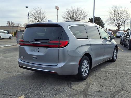 2021 Chrysler Pacifica Touring