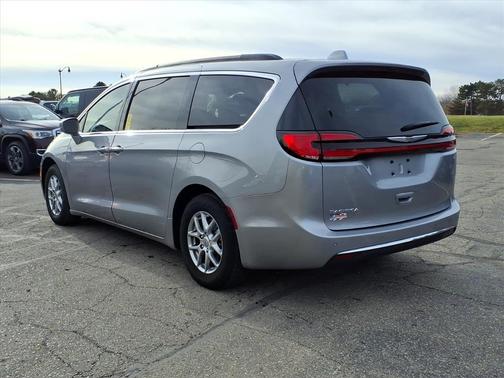 2021 Chrysler Pacifica Touring