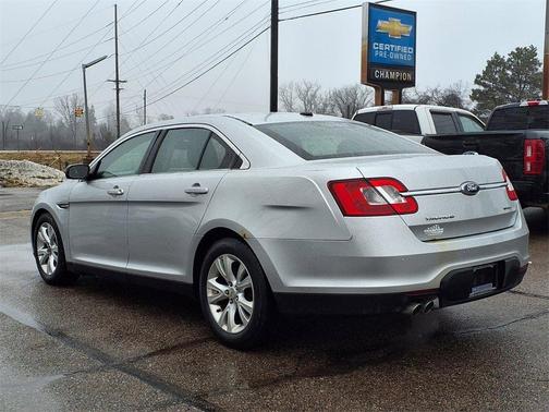 2011 Ford Taurus SEL