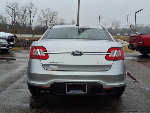 2011 Ford Taurus SEL