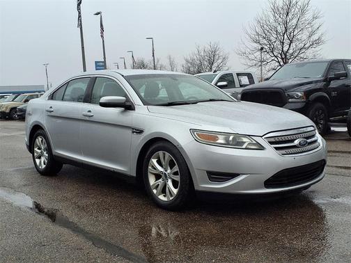 2011 Ford Taurus SEL