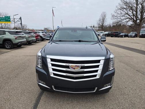 2020 Cadillac Escalade Luxury