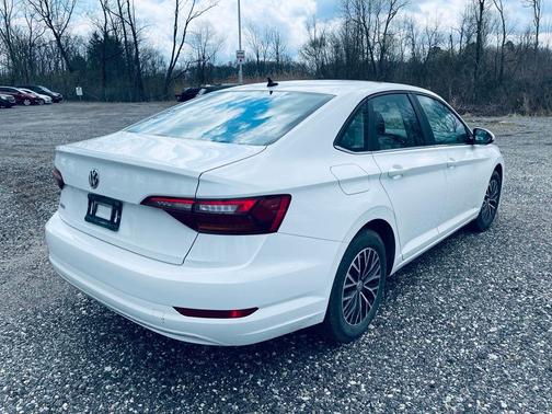 Pure White 2019 Volkswagen Jetta 1.4T SE