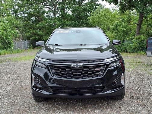 Black Metallic 2024 Chevrolet Equinox RS