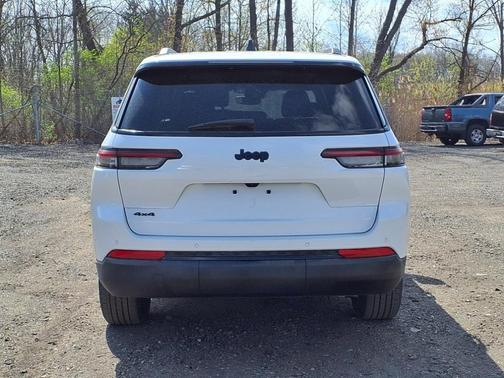 2024 Jeep Grand Cherokee L Laredo