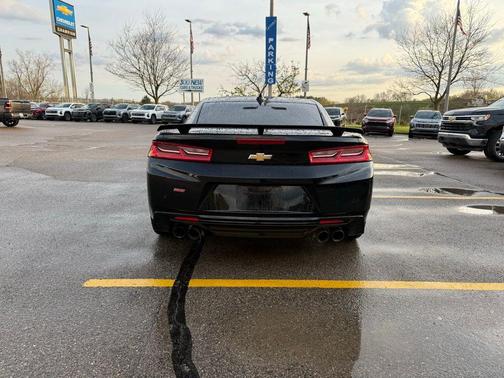 Black Metallic 2016 Chevrolet Camaro 2SS