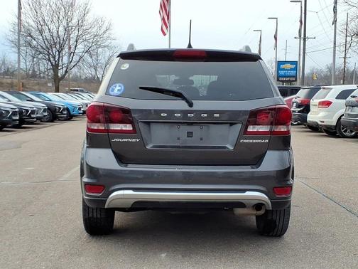 2020 Dodge Journey Crossroad