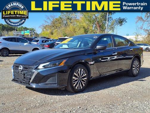 2025 Nissan Altima SV