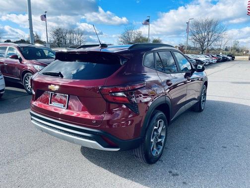 2024 Chevrolet Trax LT