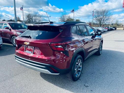 2024 Chevrolet Trax LT