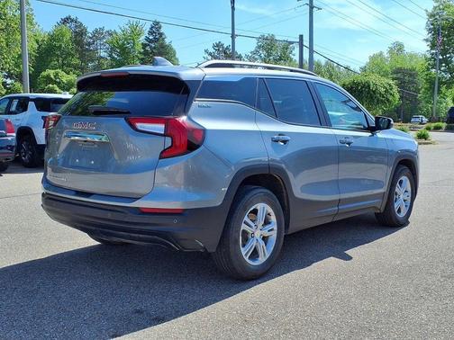 Sterling 2024 GMC Terrain SLE