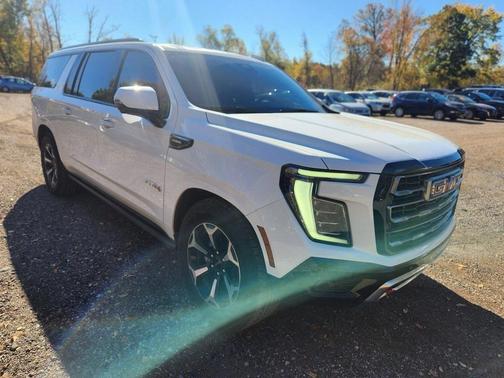 2025 GMC Yukon XL AT4