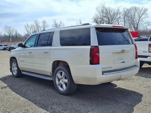 White Diamond Clearcoat 2015 Chevrolet Suburban 1500 LTZ