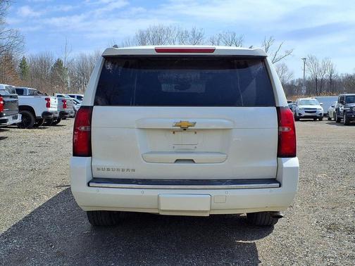 White Diamond Clearcoat 2015 Chevrolet Suburban 1500 LTZ