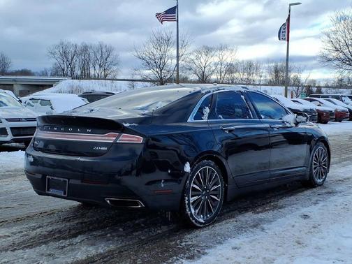 2016 Lincoln MKZ Base