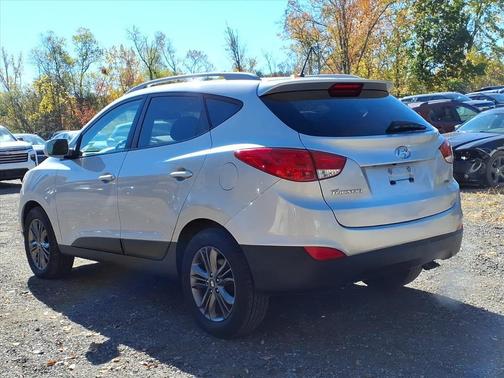 2015 Hyundai TUCSON SE