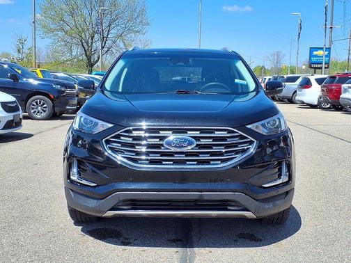 Black 2020 Ford Edge Titanium