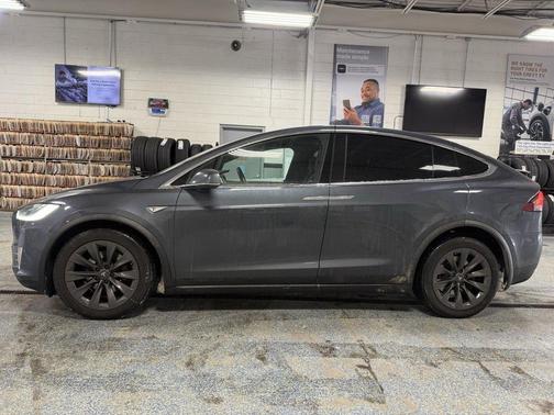 2016 Tesla Model X 90D