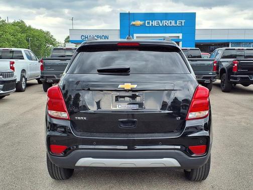 Black Metallic 2019 Chevrolet Trax LT