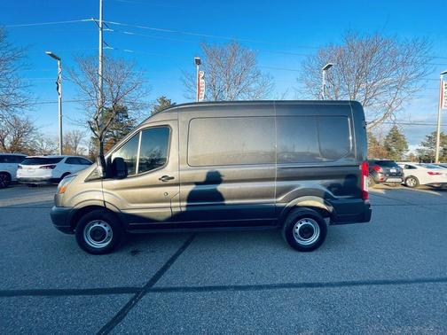 2016 Ford Transit-250 130 WB Medium Roof Cargo