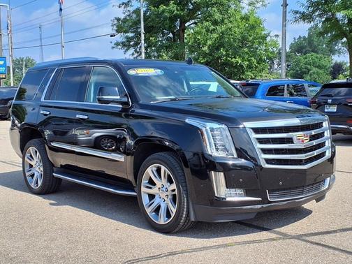2017 Cadillac Escalade Luxury