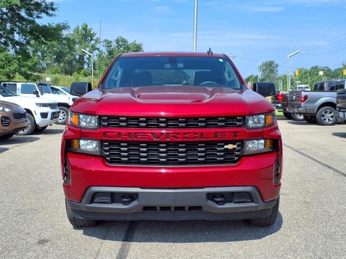 2021 Chevrolet Silverado 1500 Custom