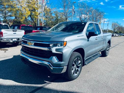 2025 Chevrolet Silverado 1500 LT