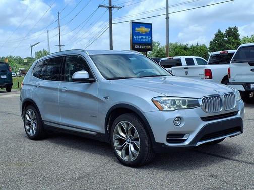 Glacier Silver Metallic 2017 BMW X3 xDrive28i