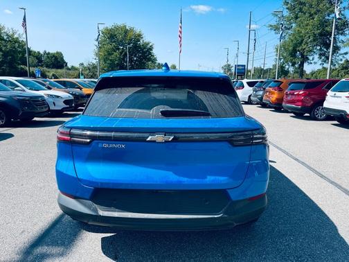 2025 Chevrolet Equinox EV LT
