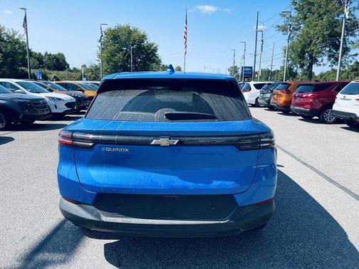 2025 Chevrolet Equinox EV LT