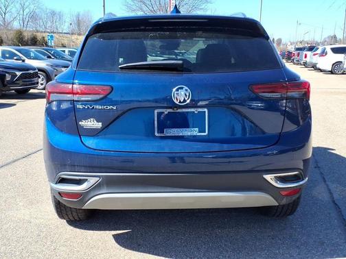 Sapphire Metallic 2022 Buick Envision Essence