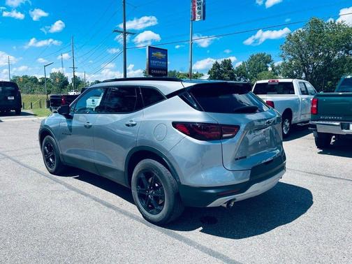 Sterling Gray Metallic 2023 Chevrolet Blazer 2LT