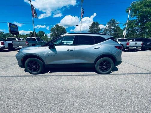 Sterling Gray Metallic 2023 Chevrolet Blazer 2LT