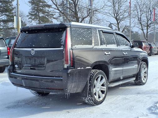 2015 Cadillac Escalade Luxury
