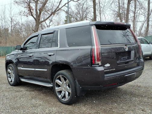 Dark Granite Metallic 2015 Cadillac Escalade Luxury