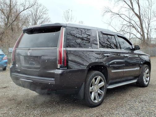 Dark Granite Metallic 2015 Cadillac Escalade Luxury