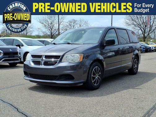 Crystal Metallic 2016 Dodge Grand Caravan AVP/SE