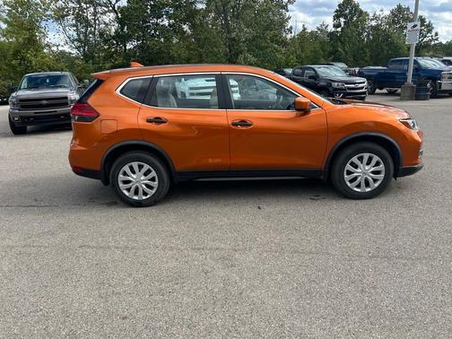 2017 Nissan Rogue S