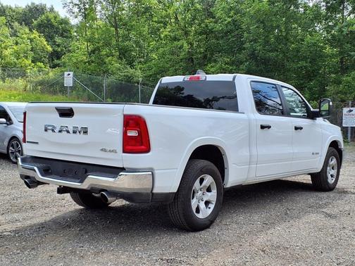 Bright White Clearcoat 2025 RAM 1500 Big Horn/Lone Star