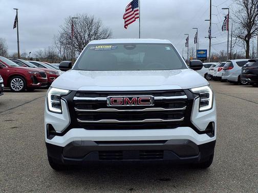 Summit White 2026 GMC Terrain Elevation