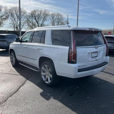2018 Cadillac Escalade Luxury